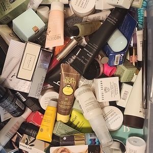 Mystery box of 5 travel sized items